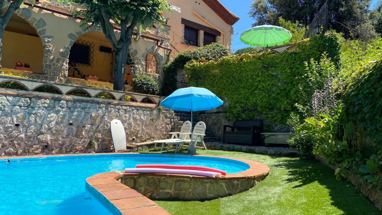 Apartment Vacarisses Torreblanca Estación, Piscina Privada Exterior foto